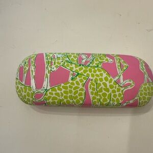 Lily Pulitzer Pink and Green Giraffe Print eye Glasses Case EUC
